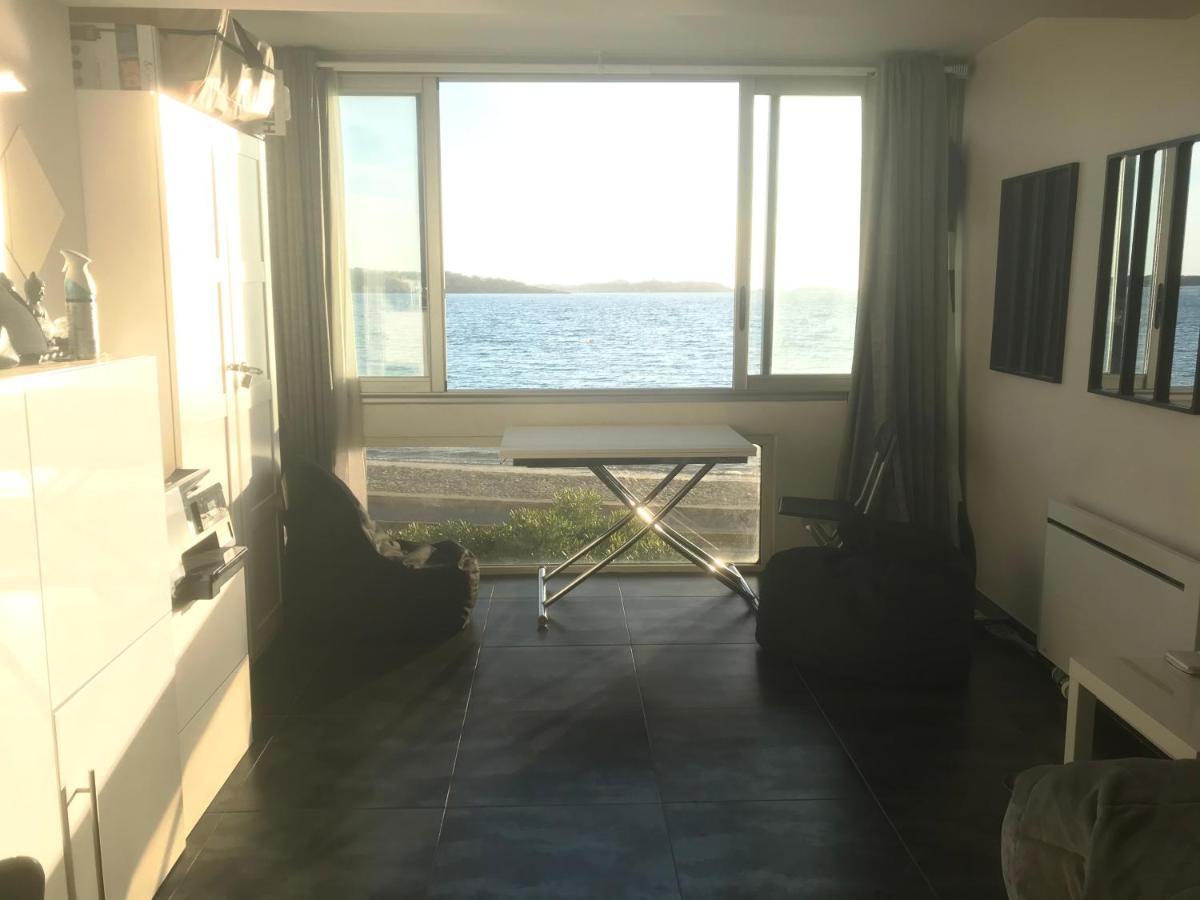 T2 Les Pieds Dans L Eau Vue Mer Apartment Six-Fours-les-Plages Bagian luar foto